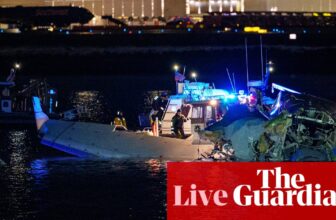 Washington DC: 19 our bodies reportedly recovered after passenger airplane collides with navy helicopter over Potomac River – reside | Washington DC airplane crash