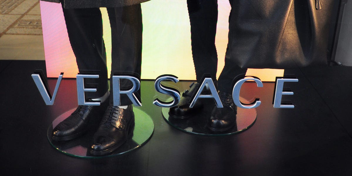 Capri’s CEO Says Versace’s Income Sank As a result of It Made 2 Errors