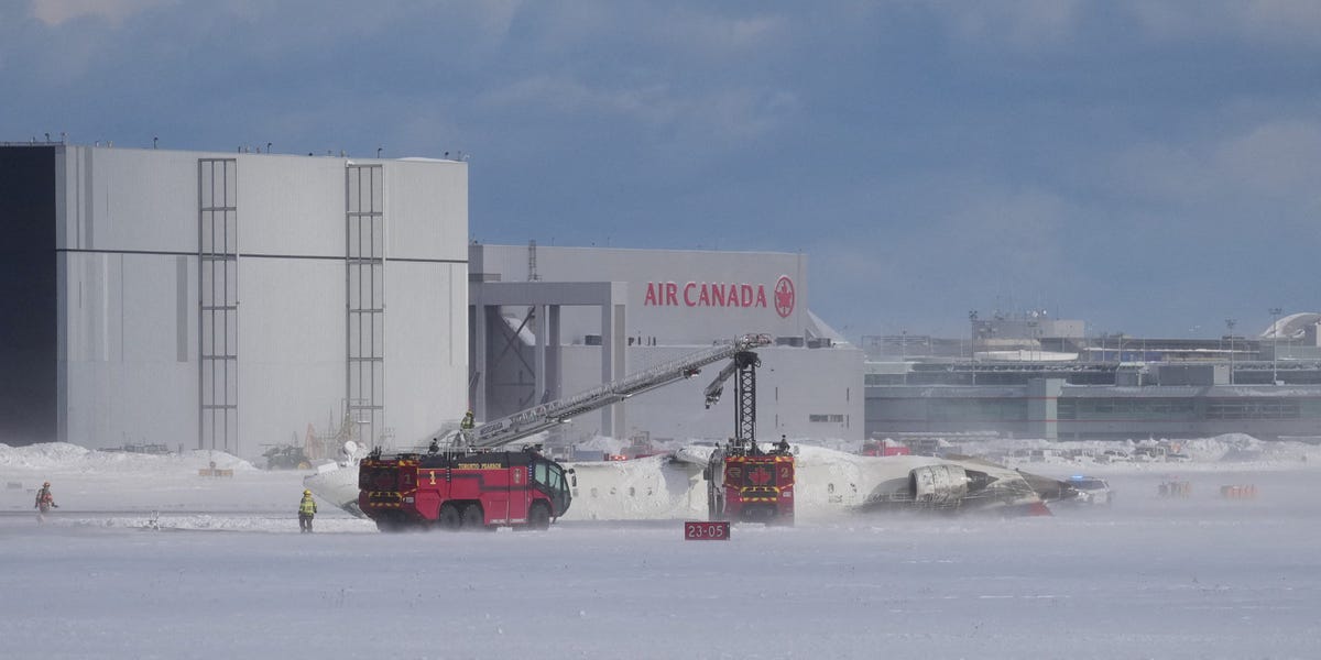 Delta Flight Flips Upside Down at Toronto Airport