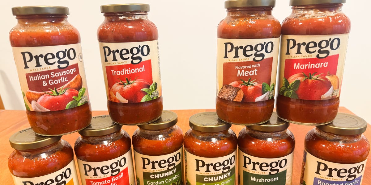 I Tried 10 Flavors of Prego Tomato Sauce, Ranked Worst to Greatest