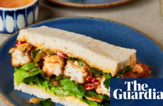 Lara Lee’s fish finger and sriracha mayo sandwich – recipe | Fish