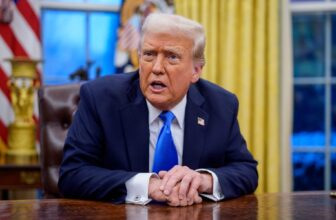 Trump Indicators Govt Order Limiting Federal Hiring