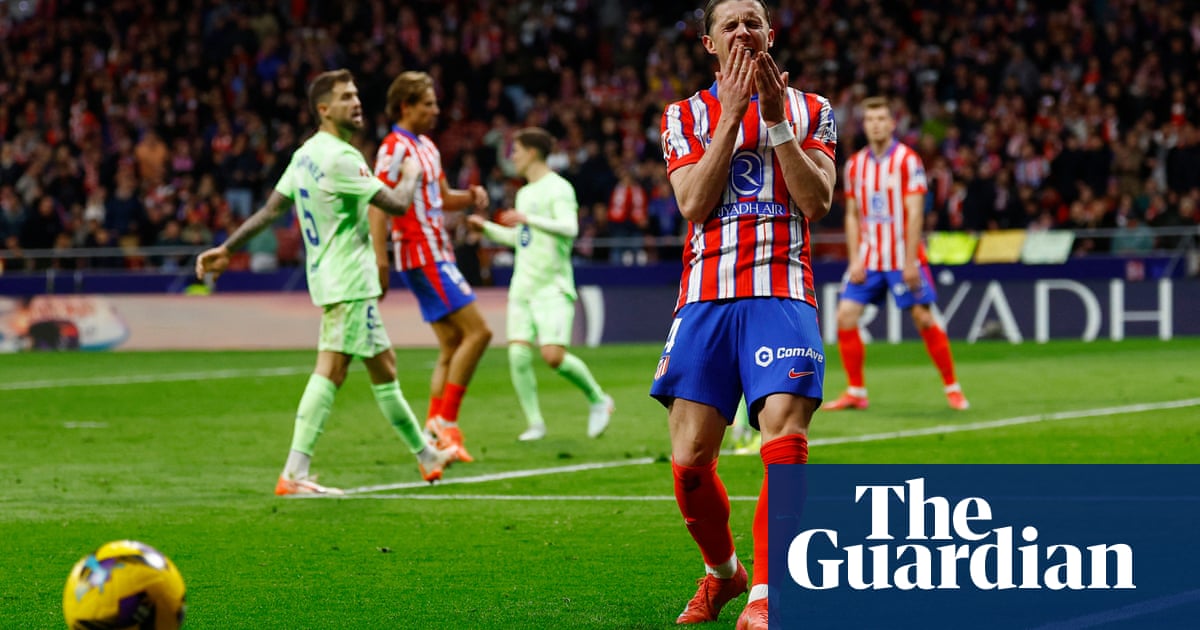 Cruellest week ends in despair for Simeone after Barça’s late flourish | La Liga