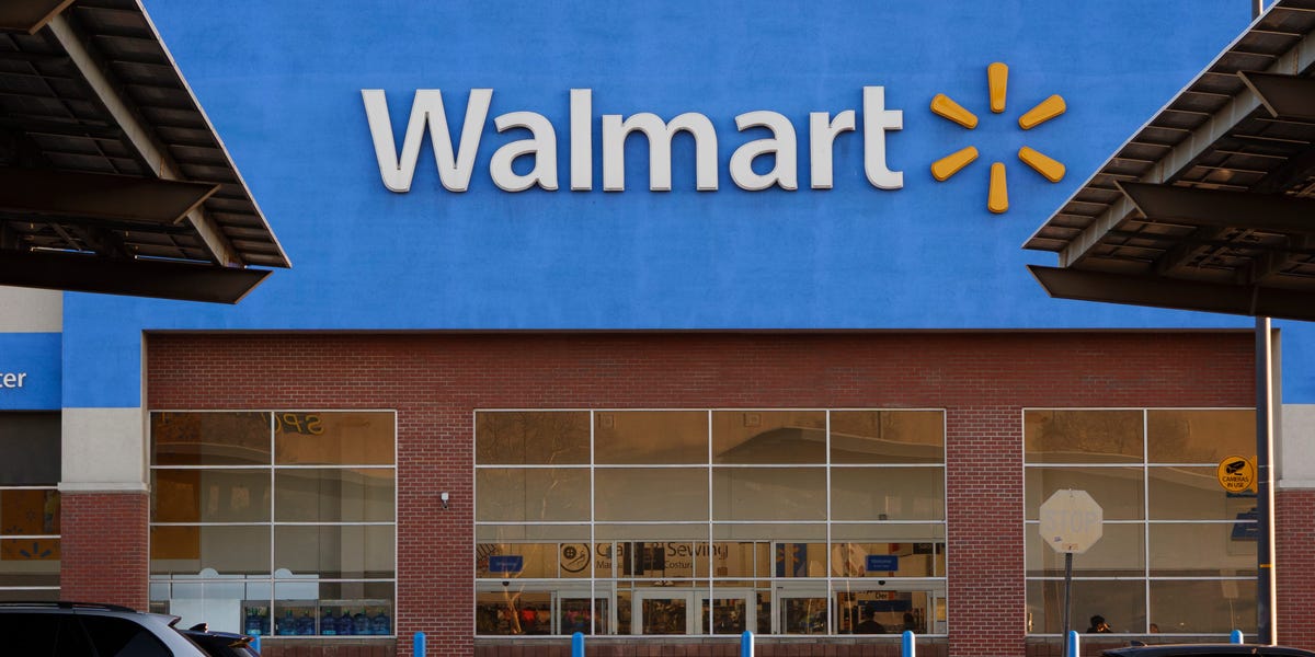 Walmart Asks Supply Drivers to Show Id in Individual