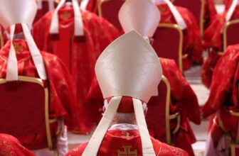 How Is a New Pope Chosen? the Conclave Course of Defined