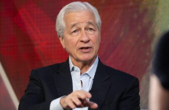 Jamie Dimon: US Should not ‘Assume They Have a Divine Proper to Success’
