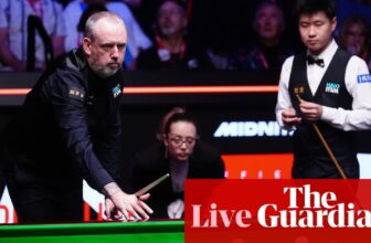 Zhao Xintong v Mark Williams: World Snooker Championship closing – stay | World Snooker Championship
