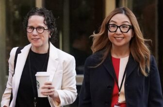 4 Companions Give up Paul Weiss, Agency That Lower Deal With Trump