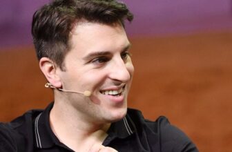 Airbnb CEO: There is a ‘Silver Lining’ to a Powerful Economic system for Founders