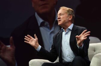 Leaders in AI Have to Reinvent Each Yr, Says Cisco’s Former CEO