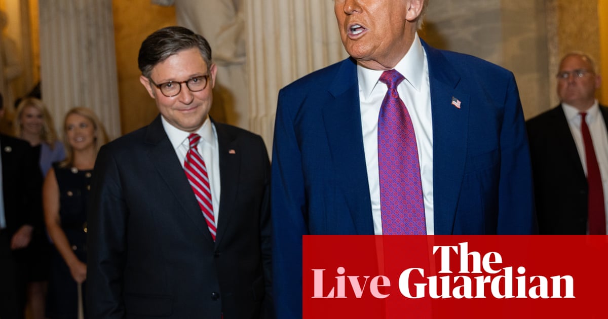 Trump seems to have didn’t get Republican holdouts behind tax invoice – US politics dwell | Trump administration Trump seems to have didn’t get Republican holdouts behind tax invoice – US politics dwell | Trump administration