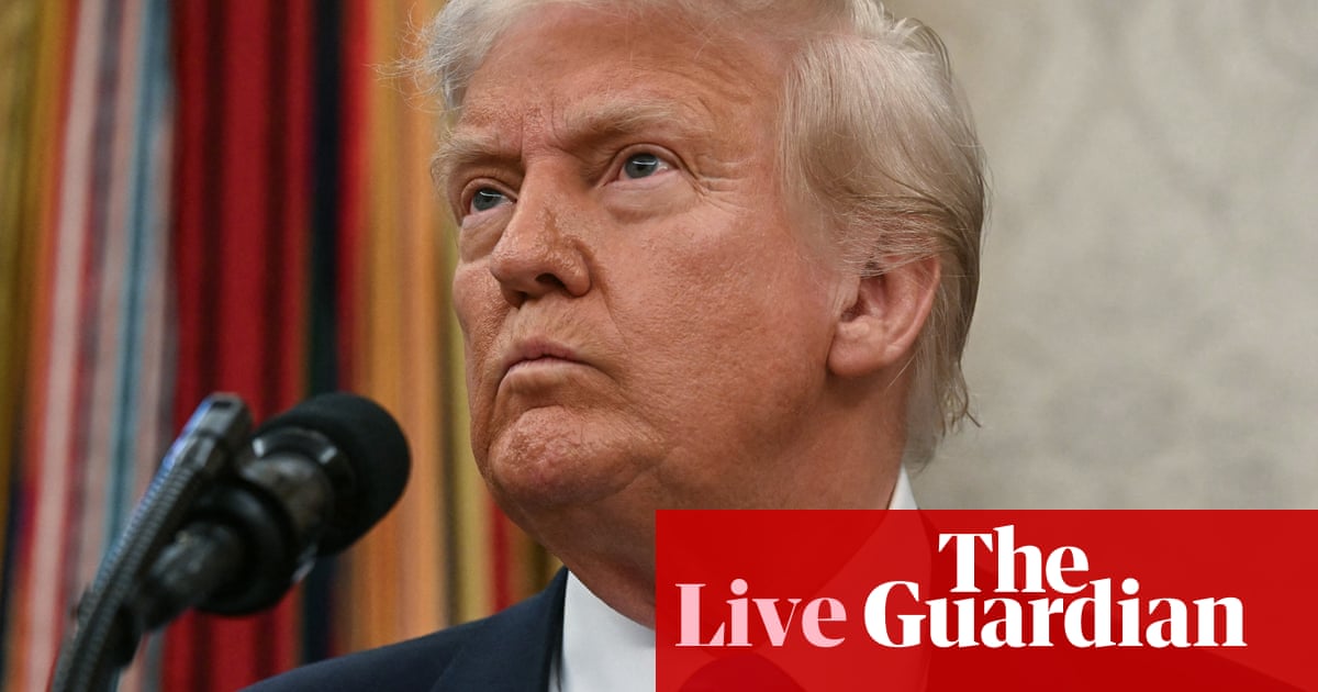 Trump to reportedly unveil Medicare drug pricing plan after teasing ‘earth-shattering’ announcement – stay | Trump administration Trump to reportedly unveil Medicare drug pricing plan after teasing ‘earth-shattering’ announcement – stay | Trump administration